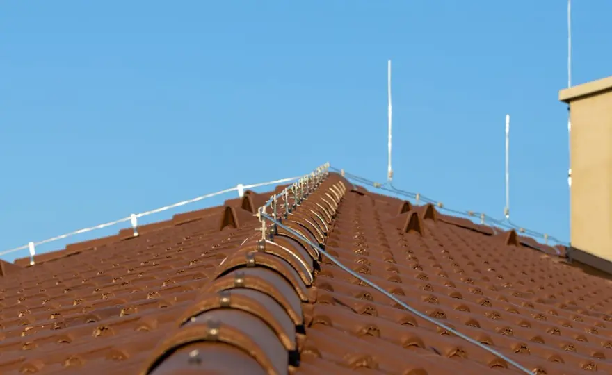 Instalacja odgromowa - jak działa, kiedy jest potrzebna, ile kosztuje?